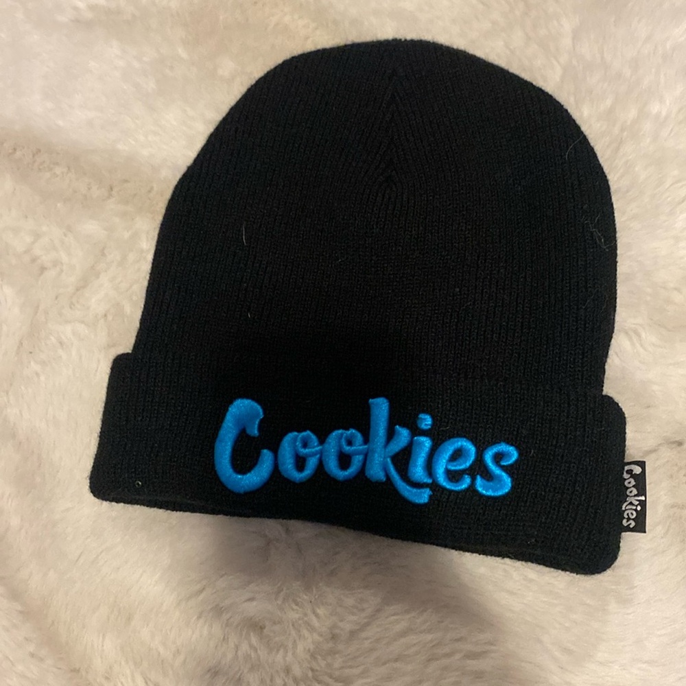 black and blue cookies beanie